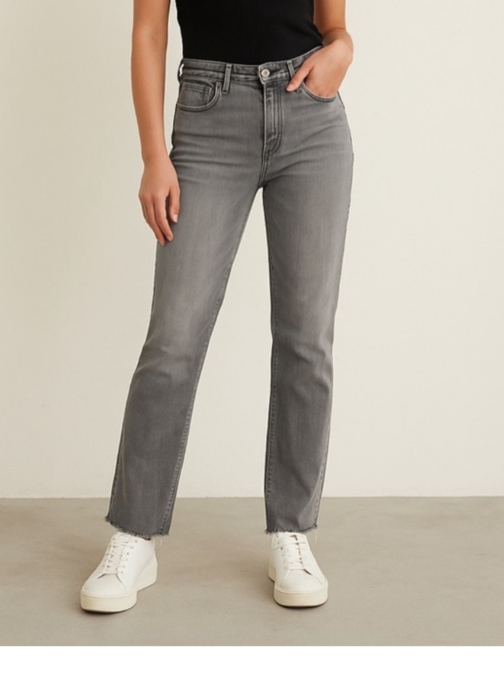 Zara Women's High-Rise Straight Leg Jeans in Gray